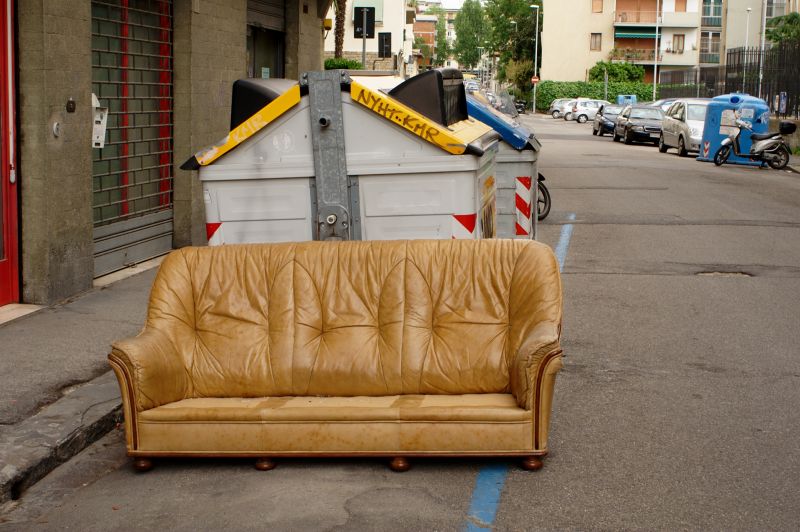 Couch Disposal detail