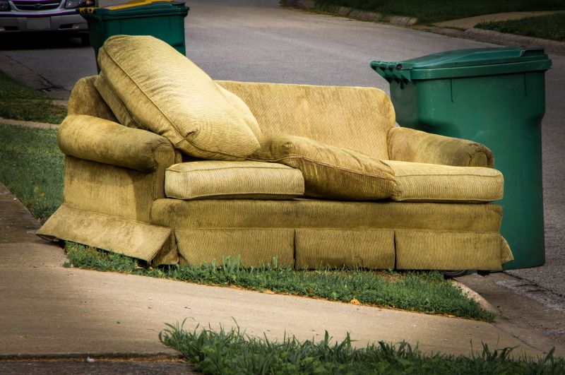 Couch Disposal detail